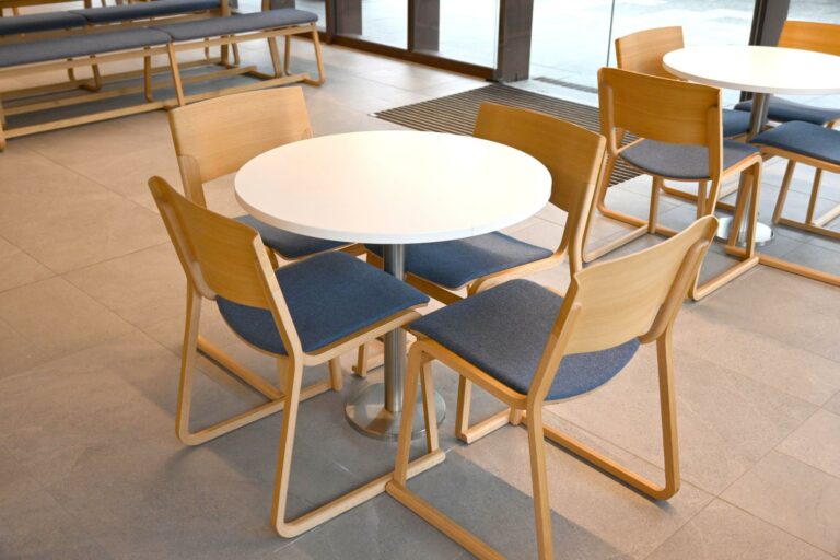 cafe_floor_tiling