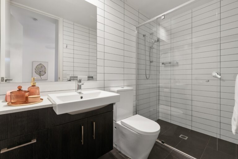 shower_tiling_work